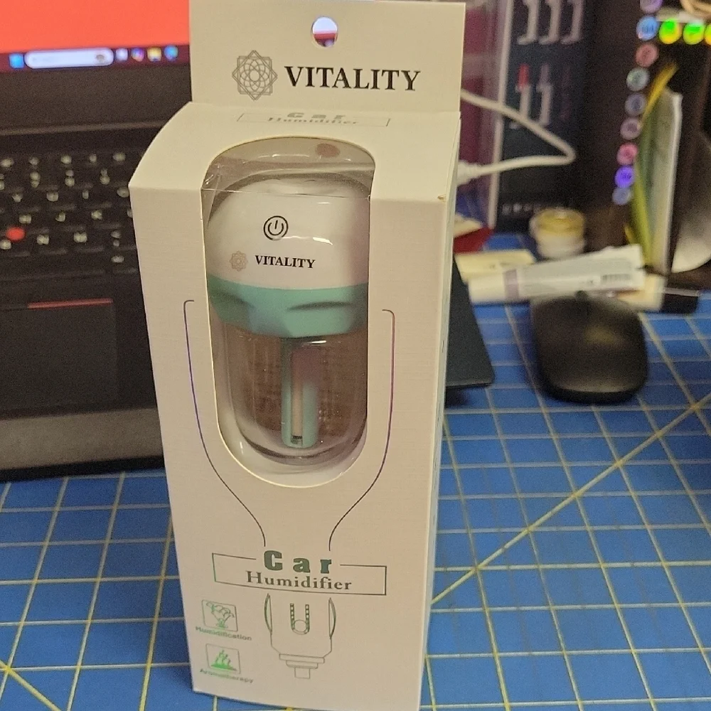 Vitality Car Humidifier Blue & White New